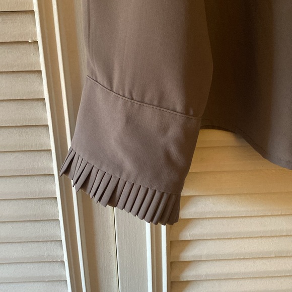 Calvin Klein blouse - Picture 4 of 4